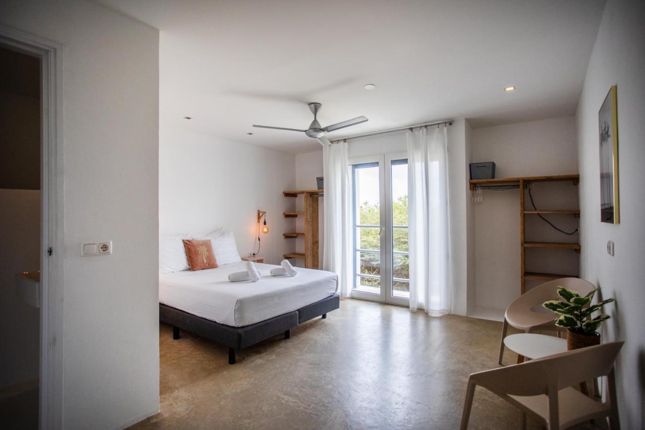 Boutique Hotel & Apartments Jt Curacao Вилемстад Екстериор снимка