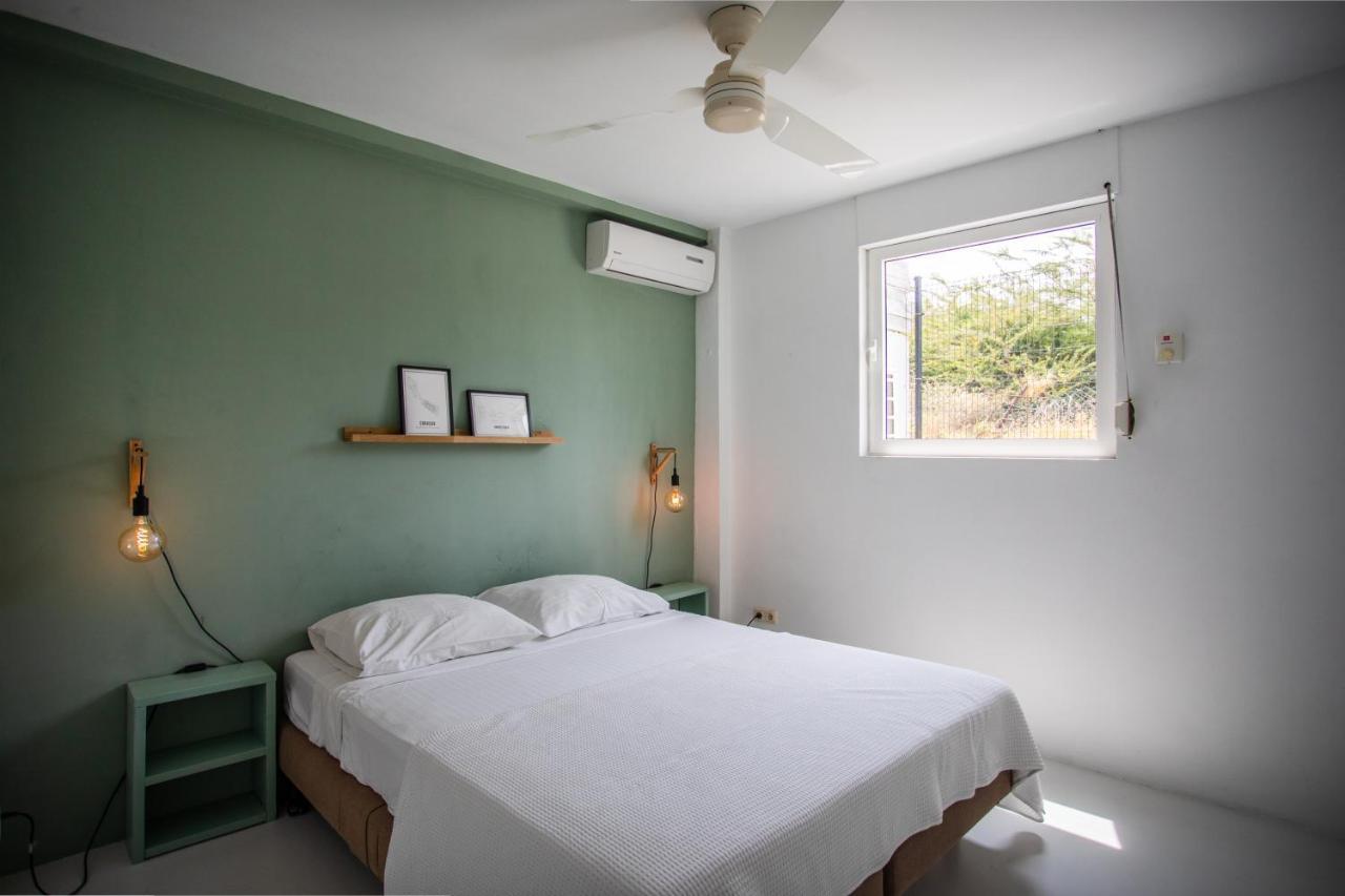 Boutique Hotel & Apartments Jt Curacao Вилемстад Екстериор снимка