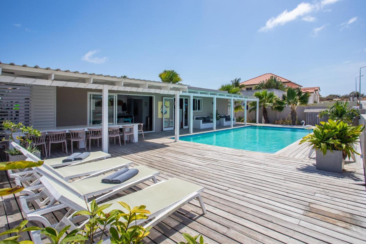 Boutique Hotel & Apartments Jt Curacao Вилемстад Екстериор снимка
